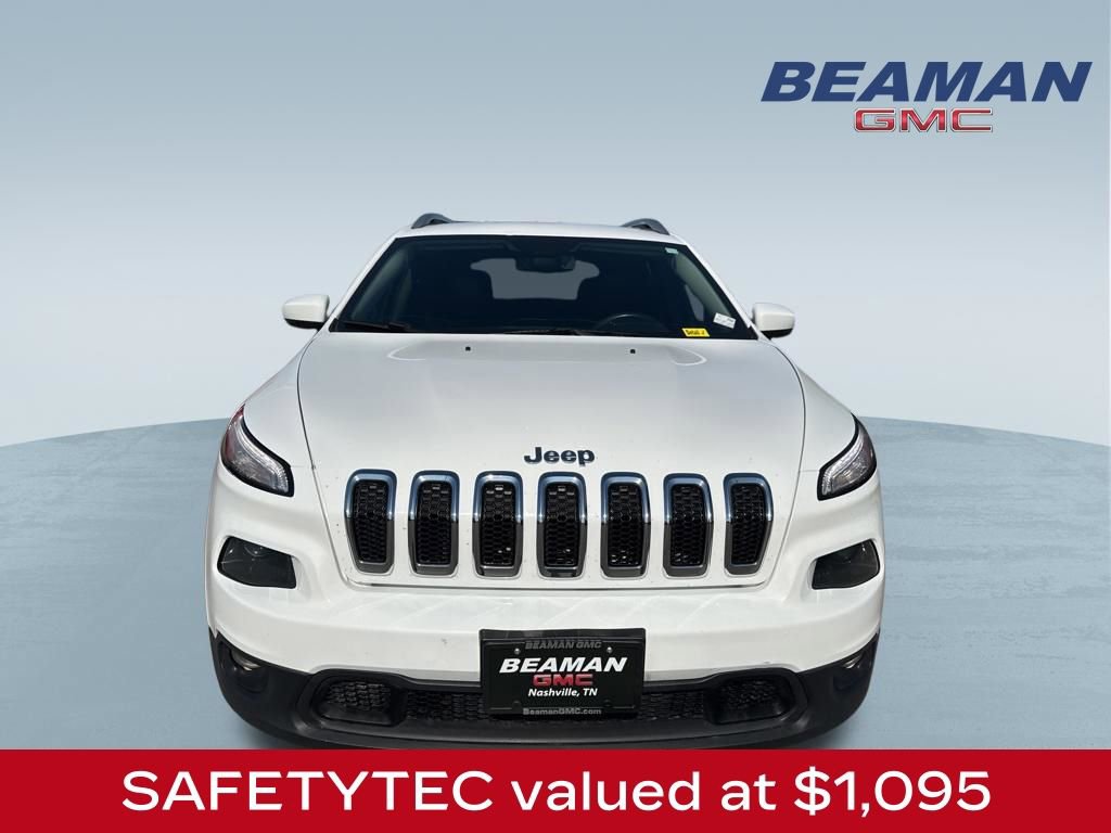 Used 2018 Jeep Cherokee Latitude Plus w/ Comfort/Convenience Group image 2
