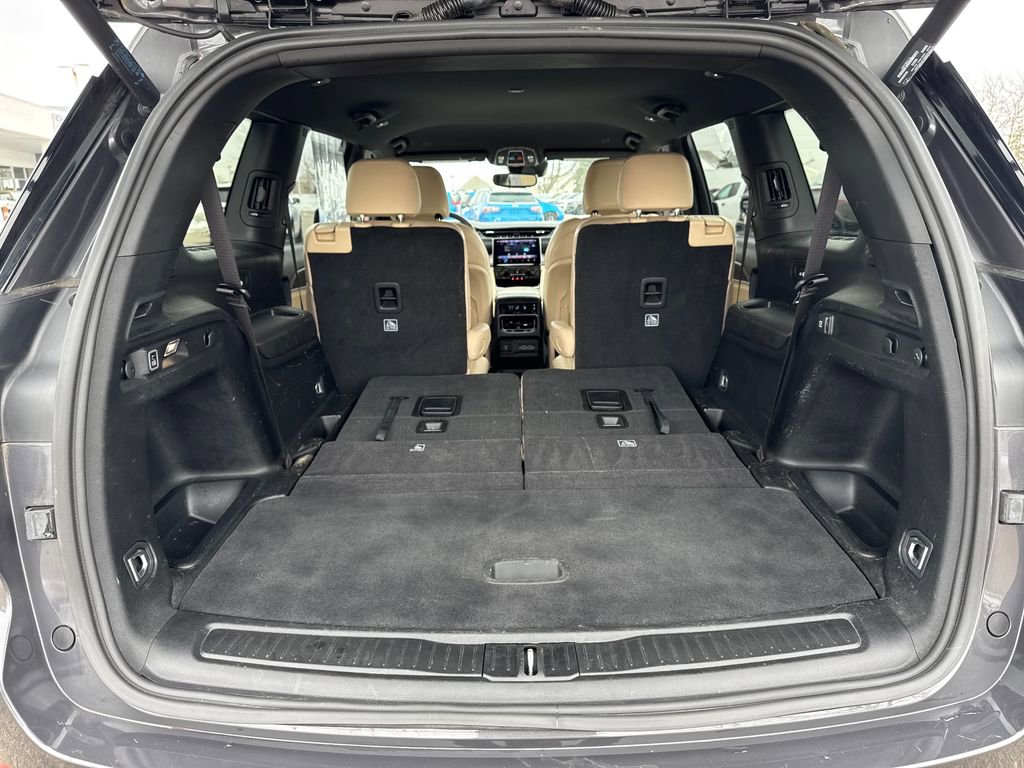 Certified 2023 Jeep Grand Cherokee L Limited image 44