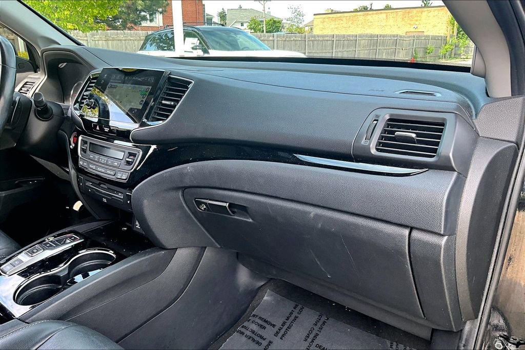 Used 2021 Honda Pilot Touring image 25