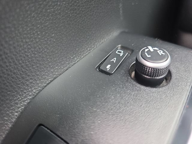 Used 2023 Toyota Highlander Platinum AWD/4WD image 33