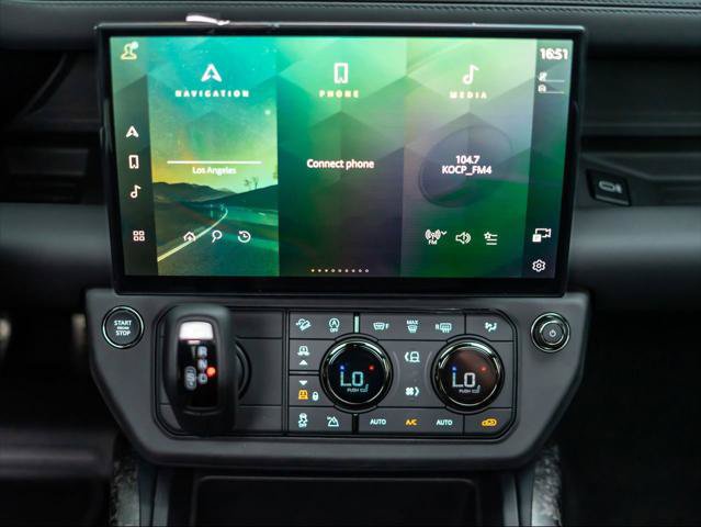 New 2026 Land Rover Defender 110 OCTA AWD/4WD image 25