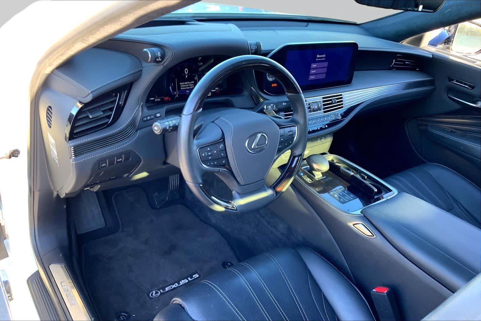 Used 2024 Lexus LS 500 w/ Interior Upgrade Package RWD image 16