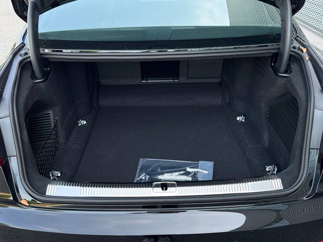 New 2026 Audi A8 L 3.0T AWD/4WD image 19
