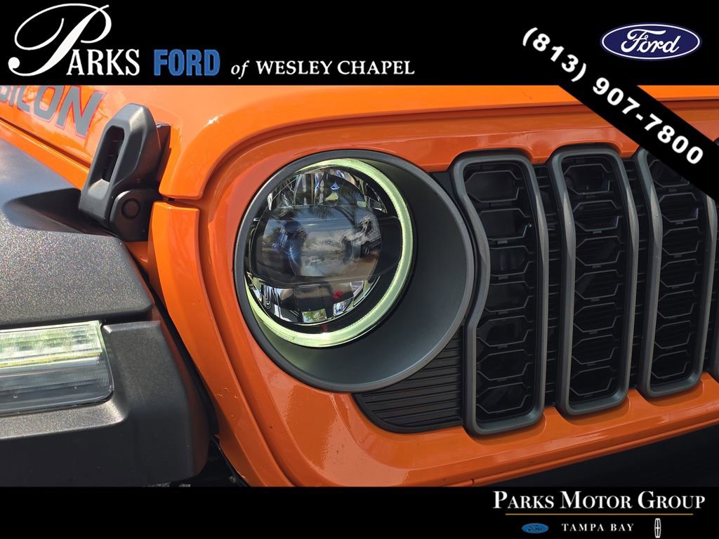 Used 2025 Jeep Gladiator Rubicon w/ Safety Group image 6