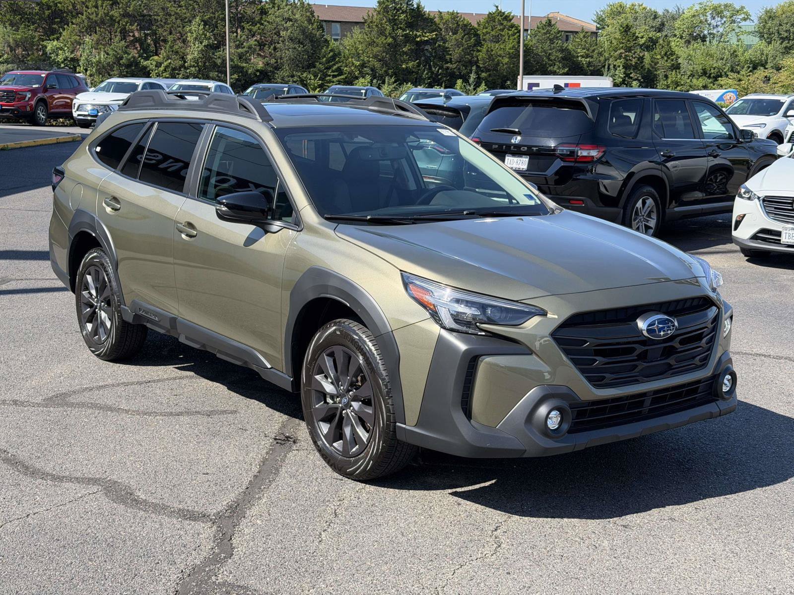 Used 2025 Subaru Outback Onyx Edition AWD/4WD image 1