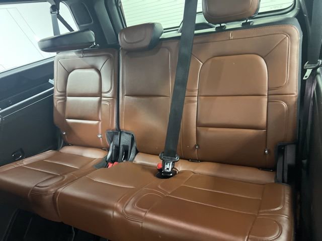 Used 2023 Lincoln Navigator L Reserve AWD/4WD image 13