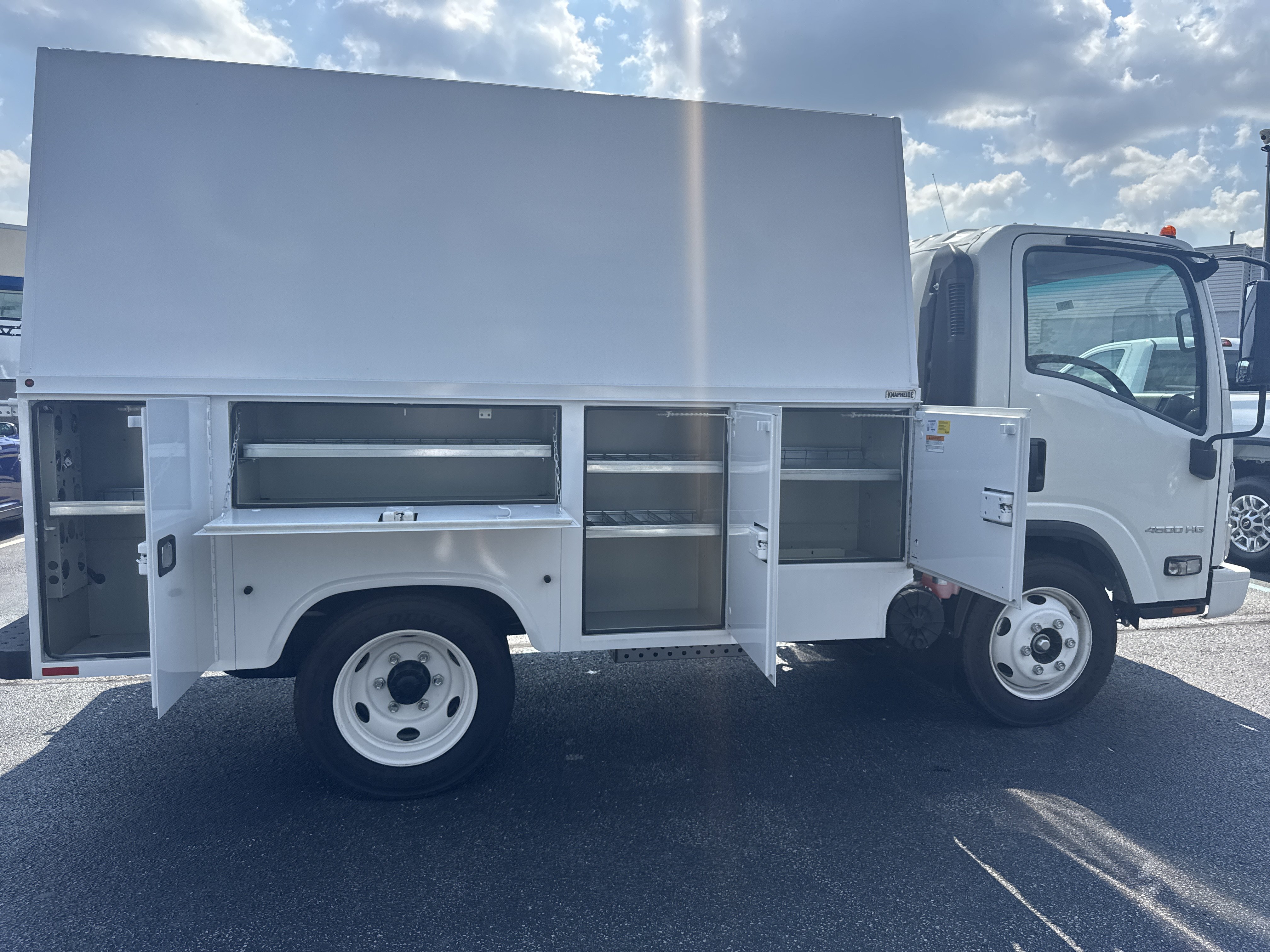 Used 2024 Chevrolet Low Cab Forward RWD image 4