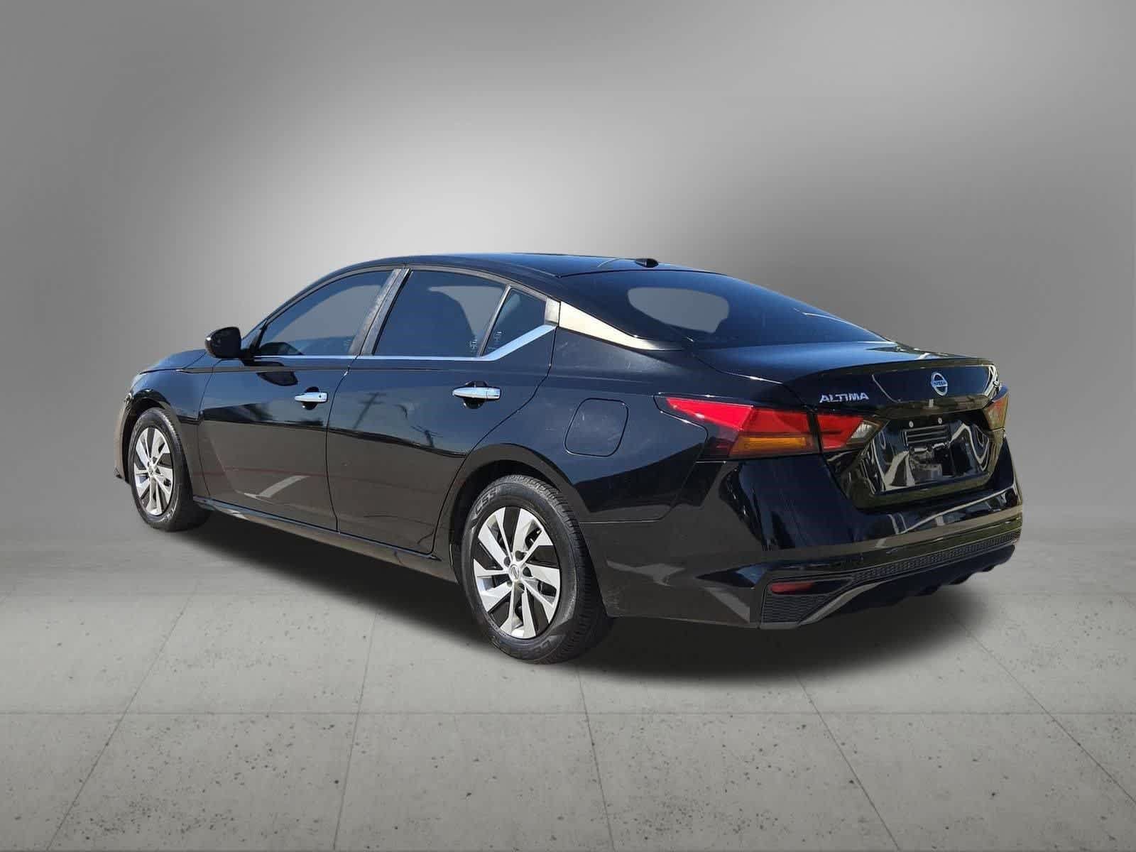 Used 2019 Nissan Altima 2.5 S FWD image 4
