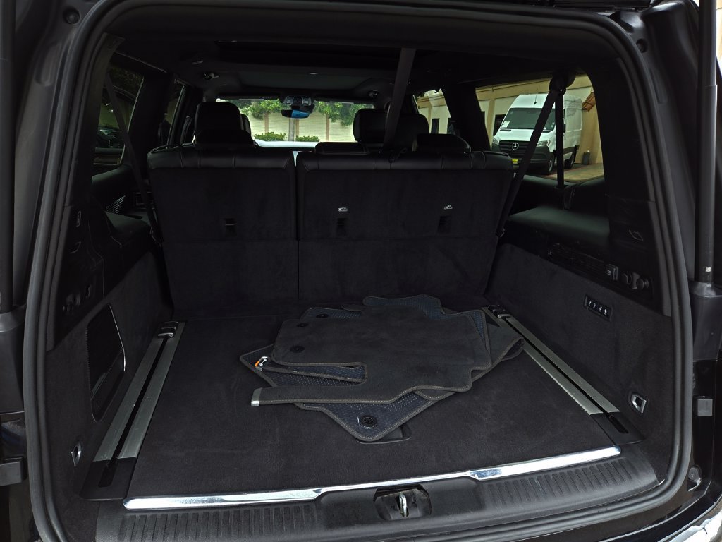 Used 2024 Jeep Grand Wagoneer L 4WD image 35