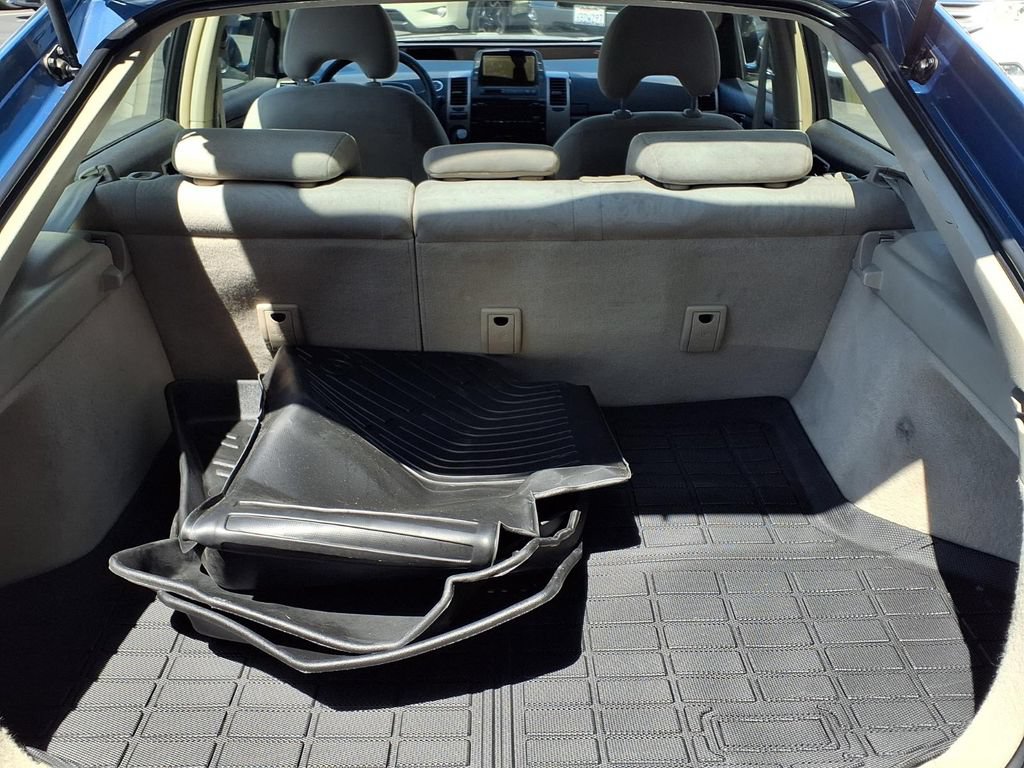 Used 2007 Toyota Prius w/ Pkg 5 FWD image 7