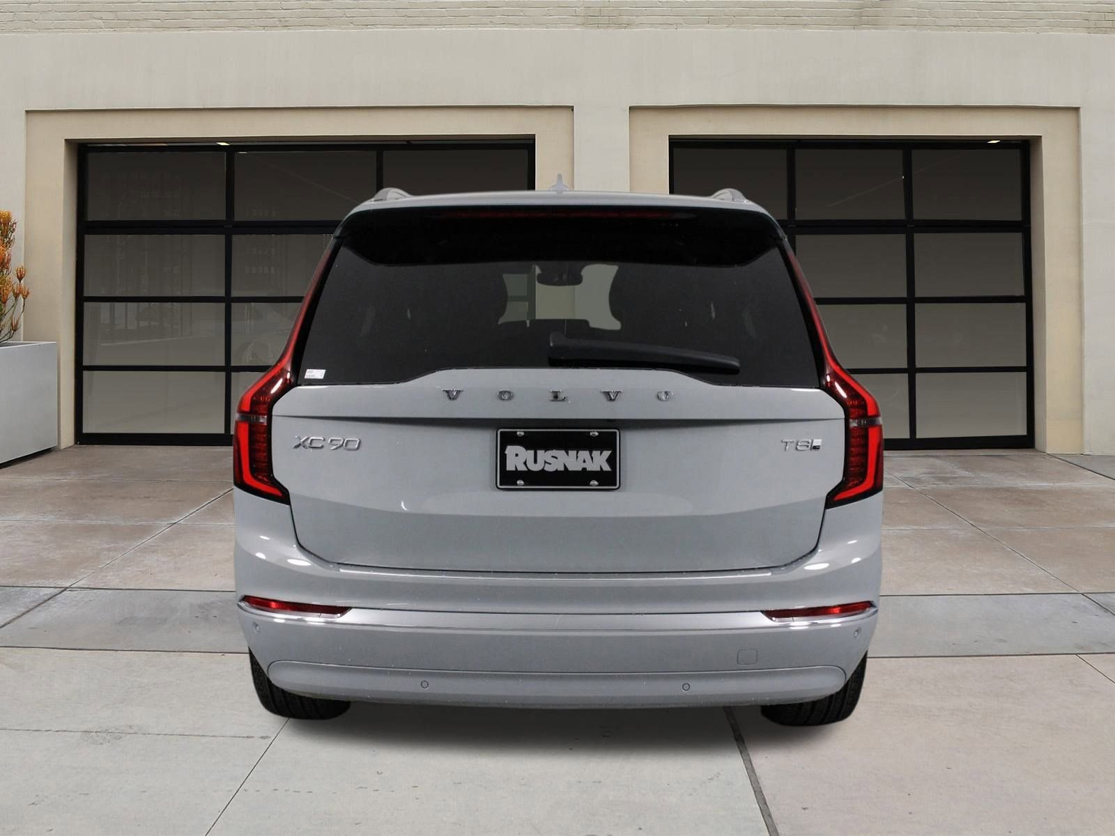 New 2026 Volvo XC90 T8 Plus w/ Protection Package image 4