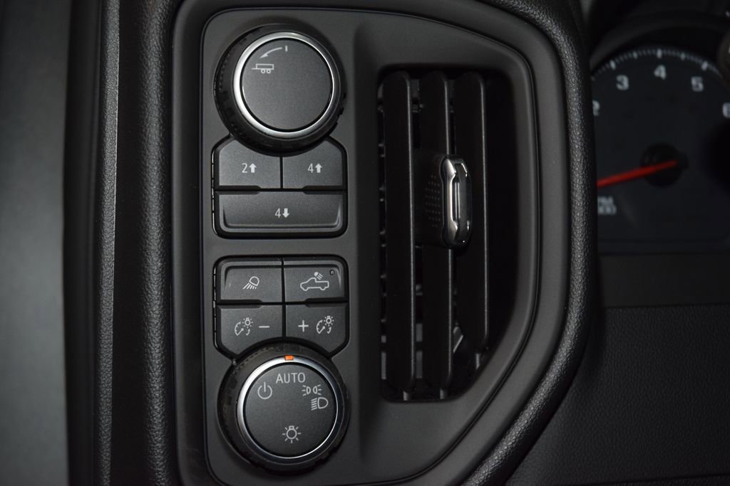 New 2026 Chevrolet Silverado 2500 Custom w/ Custom Value Package AWD/4WD image 37