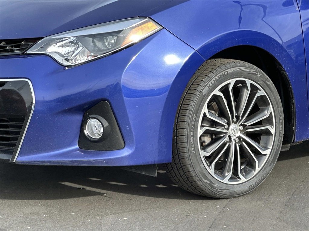 Used 2015 Toyota Corolla S image 8