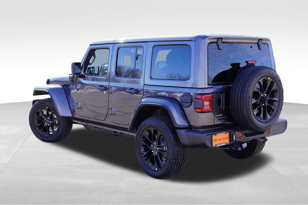 Certified 2025 Jeep Wrangler Unlimited Sahara w/ Safety Group image 7