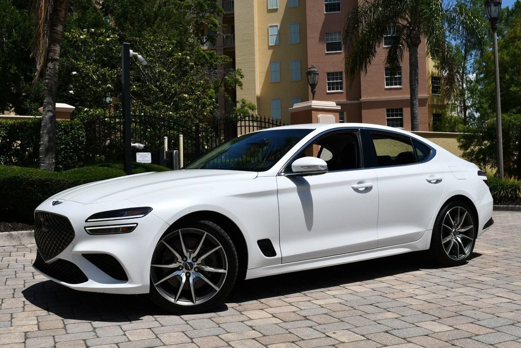 Used 2023 Genesis G70 3.3T RWD image 2