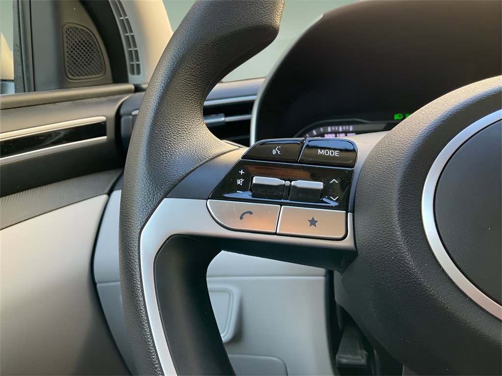 Certified 2024 Hyundai Tucson SE image 24