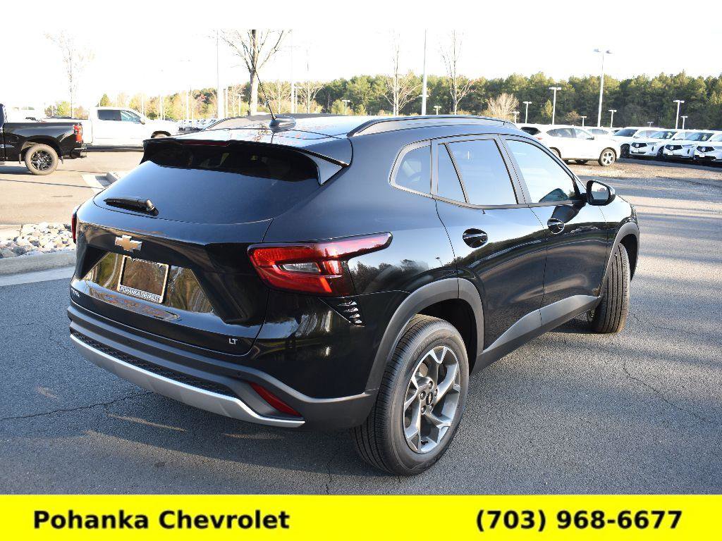 New 2026 Chevrolet Trax LT w/ Driver Confidence Package FWD image 7