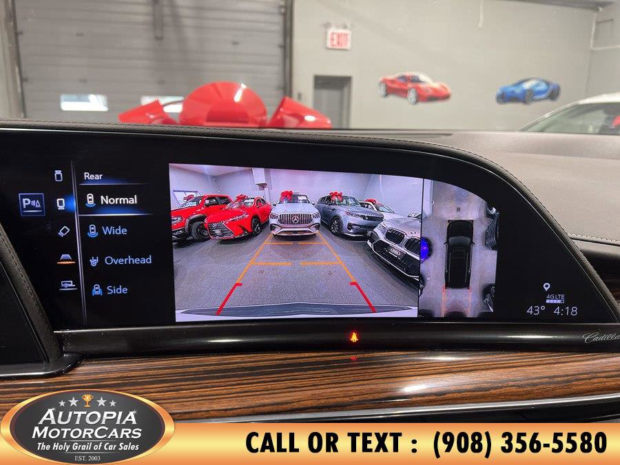 Used 2024 Cadillac Escalade Premium Luxury image 45