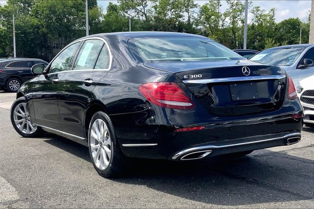 Used 2018 Mercedes-Benz E 300 4MATIC image 10