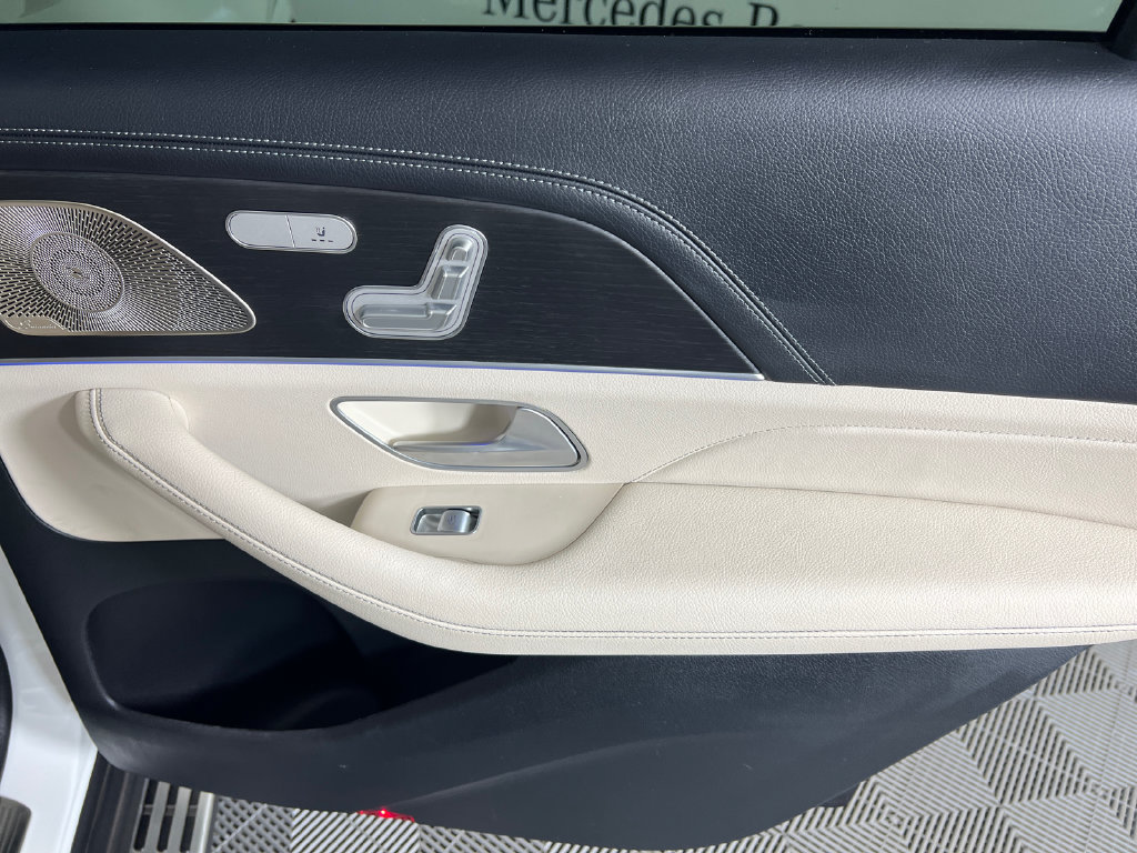 Certified 2024 Mercedes-Benz GLS 450 4MATIC image 17