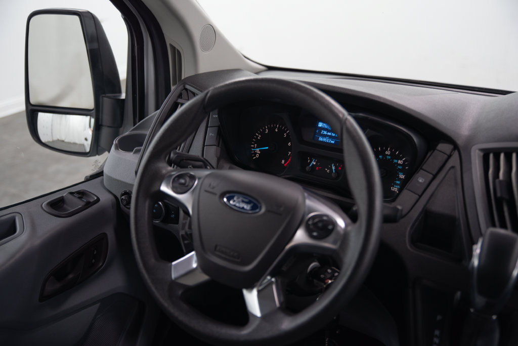 Used 2018 Ford Transit 150 XL RWD image 20