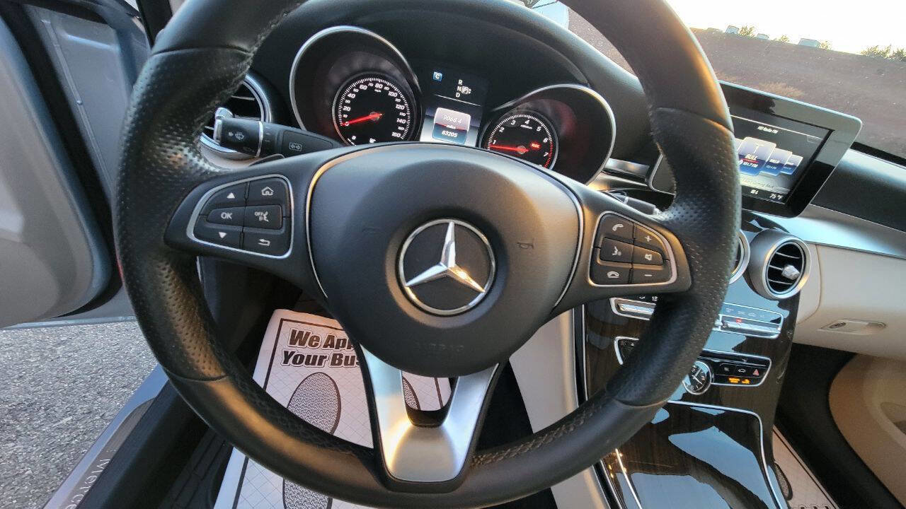 Used 2015 Mercedes-Benz C 300 4MATIC Sedan image 15