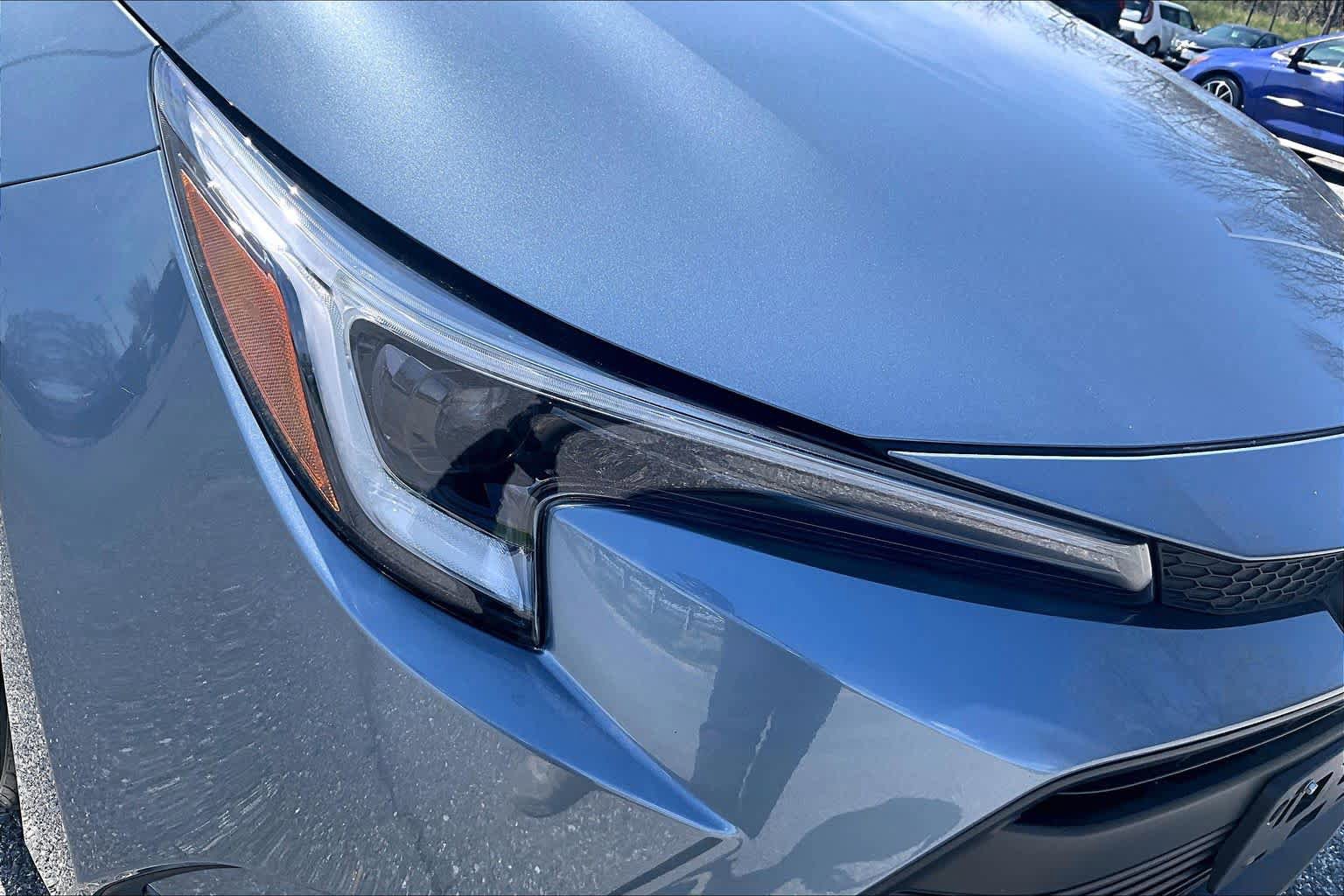 Used 2025 Toyota Corolla LE image 27