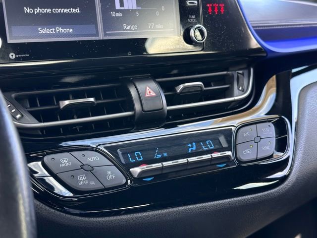 Used 2020 Toyota C-HR XLE FWD image 16