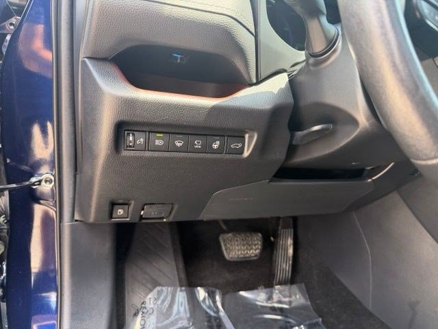 Used 2021 Toyota RAV4 Limited AWD/4WD image 13