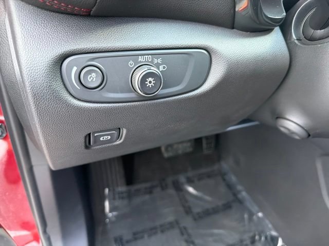 Used 2019 Chevrolet Blazer RS FWD image 23