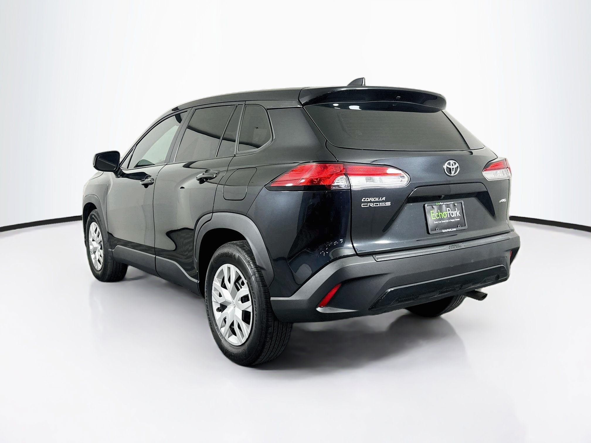 Used 2025 Toyota Corolla Cross L AWD/4WD image 5