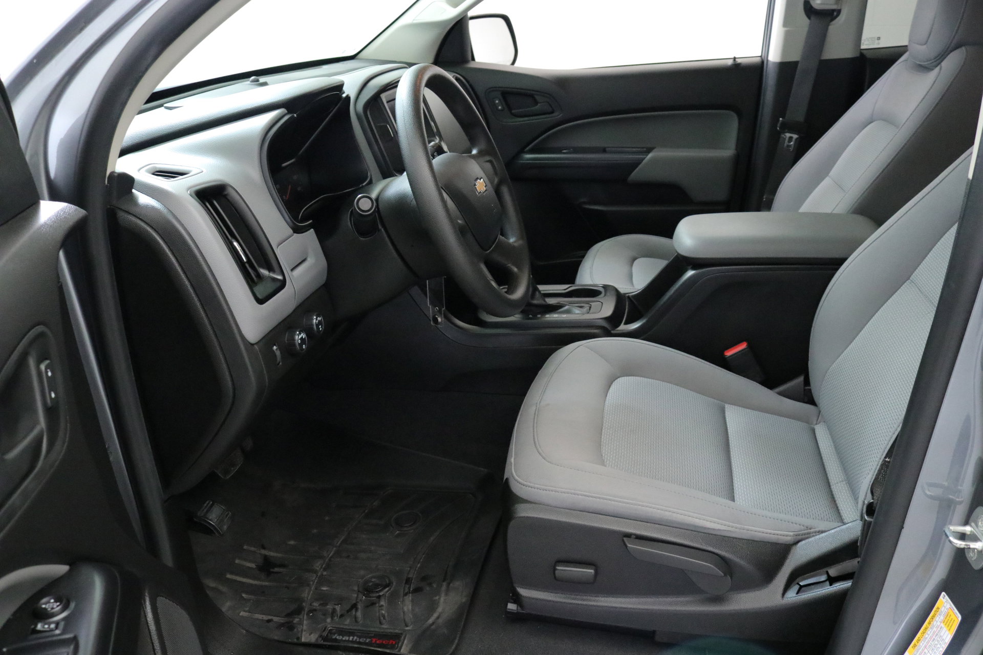 Used 2021 Chevrolet Colorado W/T w/ Custom Special Edition image 20