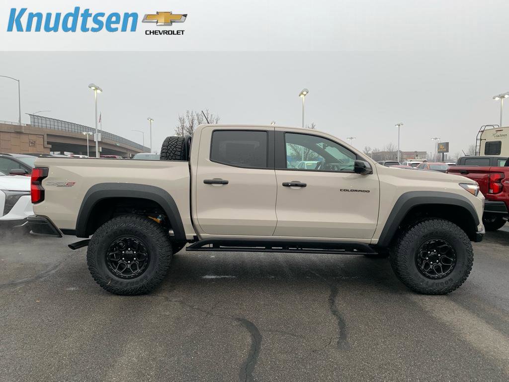 New 2026 Chevrolet Colorado ZR2 AWD/4WD image 8