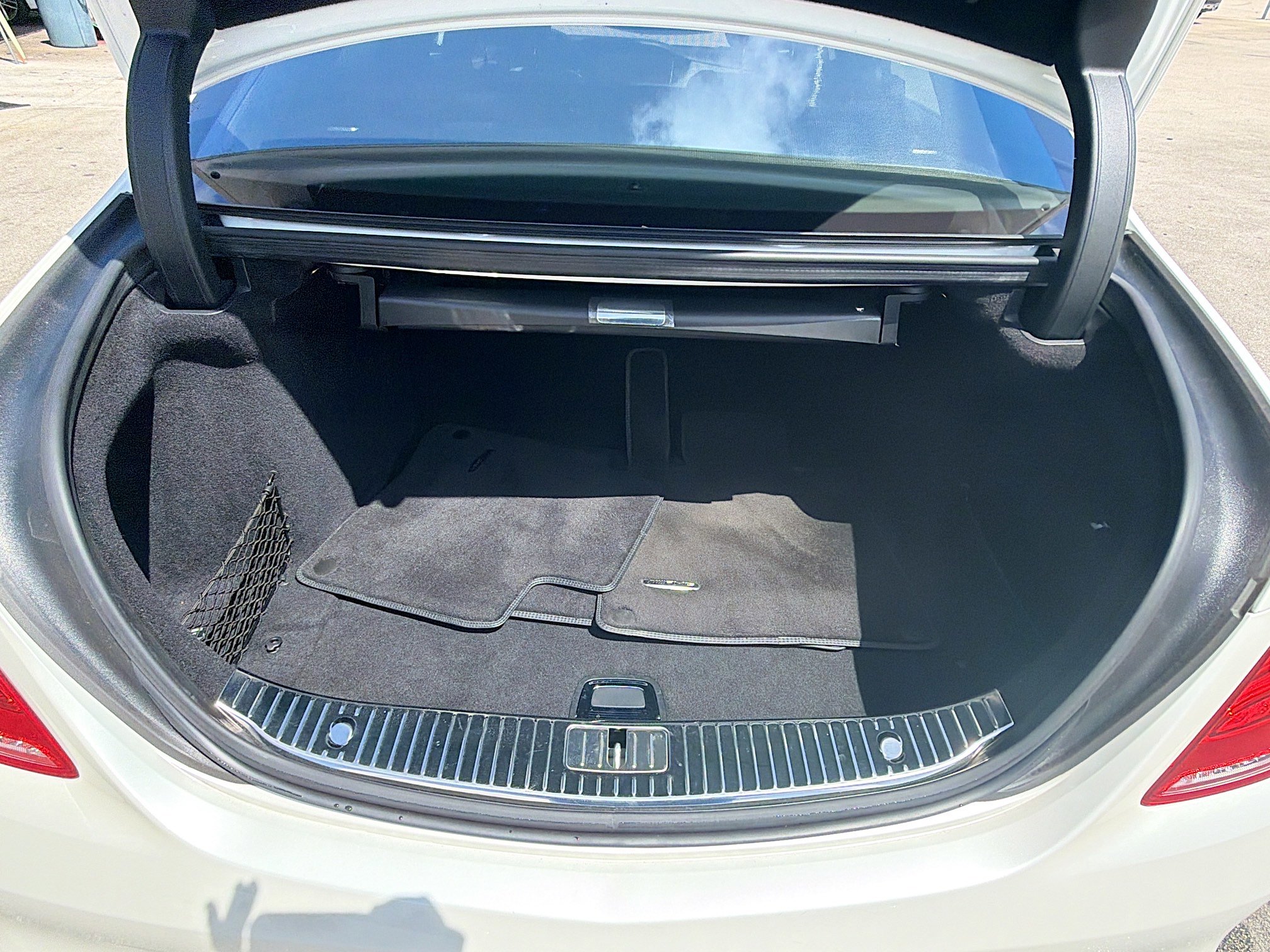 Used 2015 Mercedes-Benz S 63 AMG 4MATIC Sedan image 28