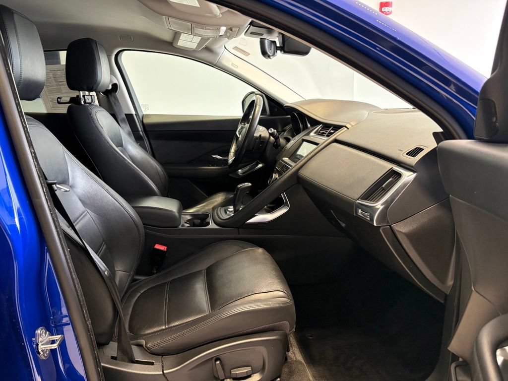 Used 2020 Jaguar E-PACE AWD/4WD image 21