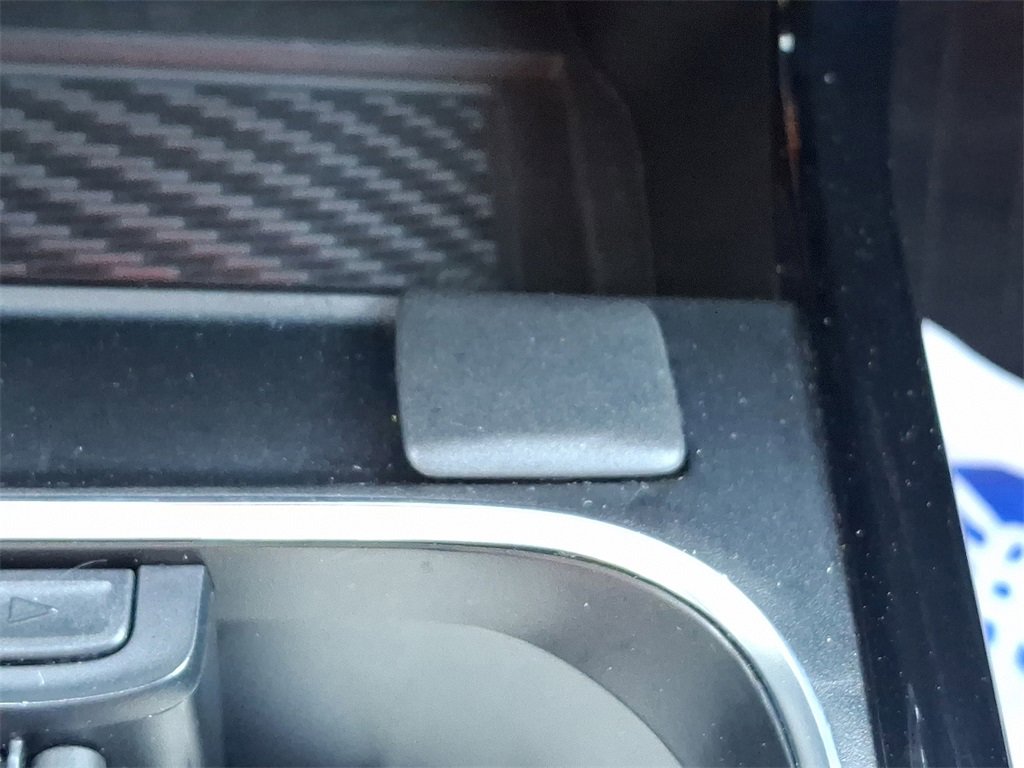 Used 2024 Mercedes-Benz CLA 250 4MATIC image 29