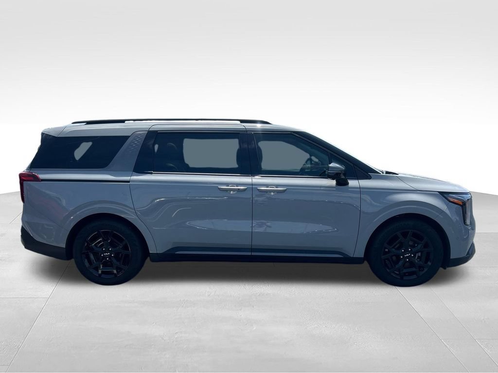 Used 2025 Kia Carnival SX Prestige FWD image 6