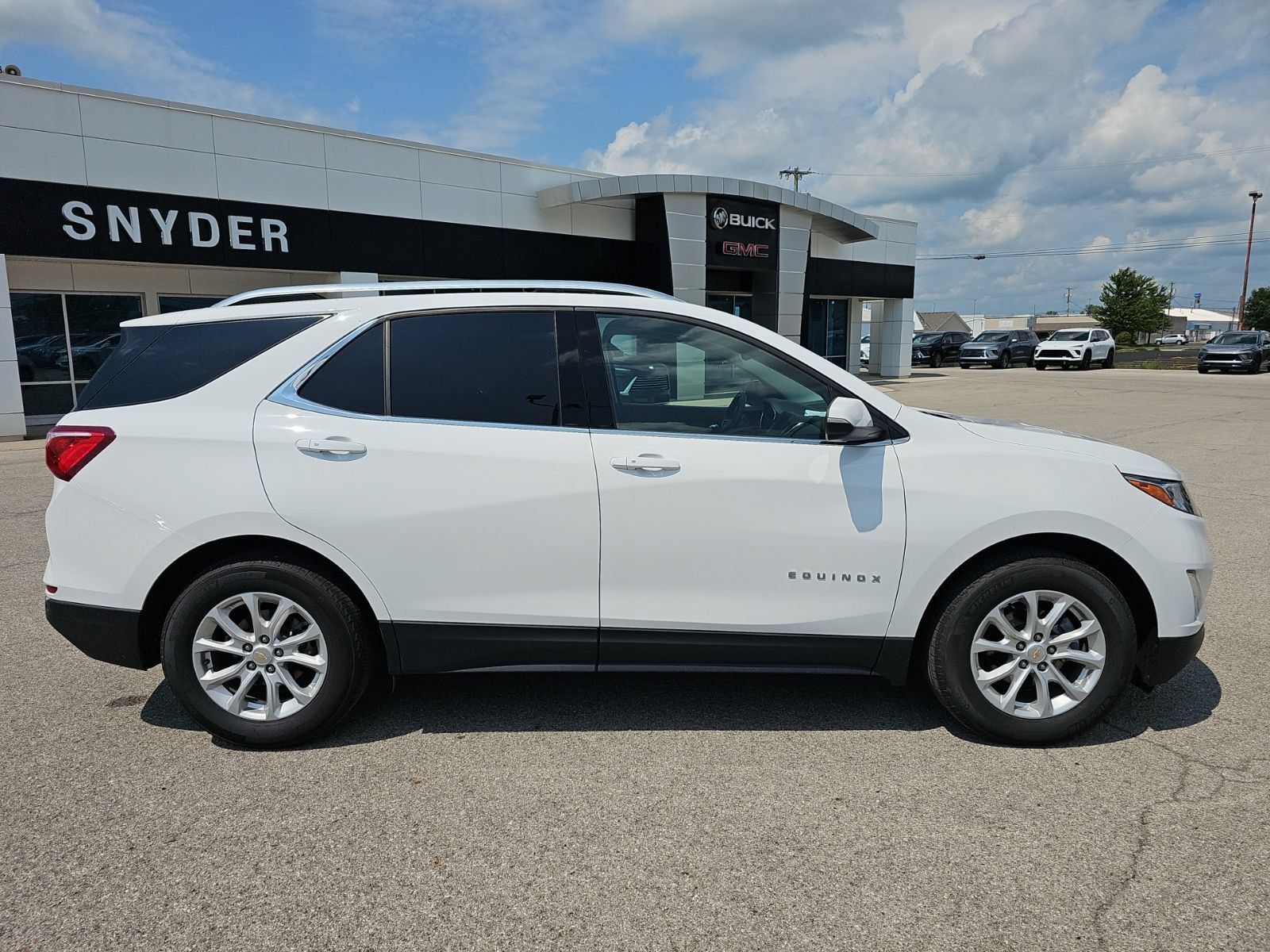 Used 2019 Chevrolet Equinox LT FWD image 34