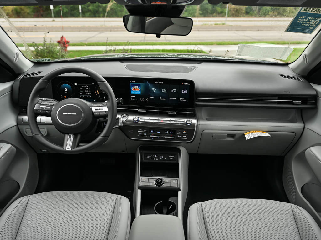 New 2026 Hyundai Kona SEL Premium image 12