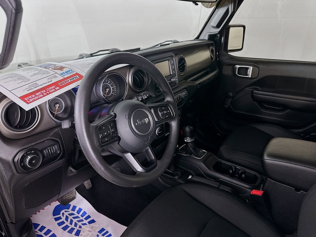 Used 2018 Jeep Wrangler Sport image 14