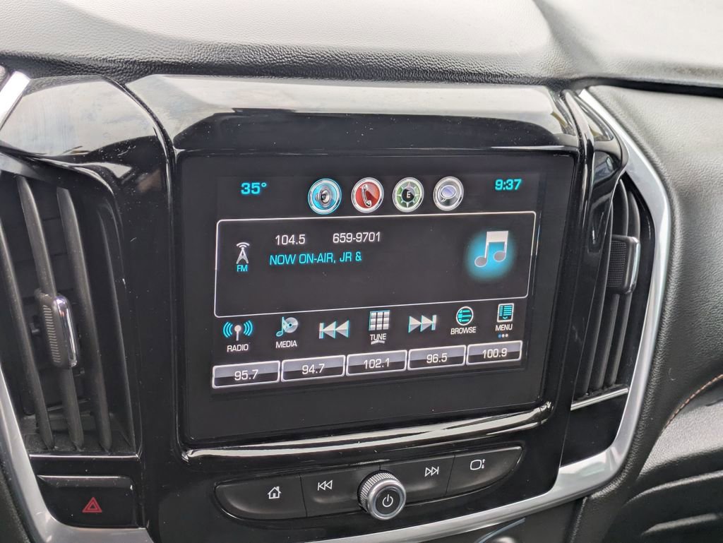 Certified 2019 Chevrolet Traverse LT image 16