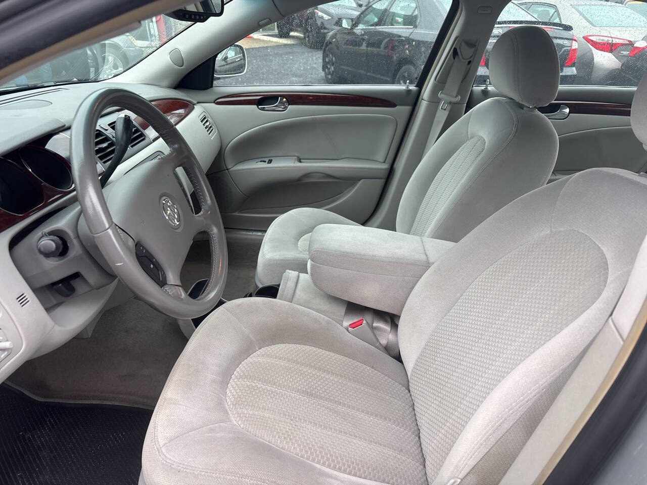Used 2008 Buick Lucerne CX FWD image 9