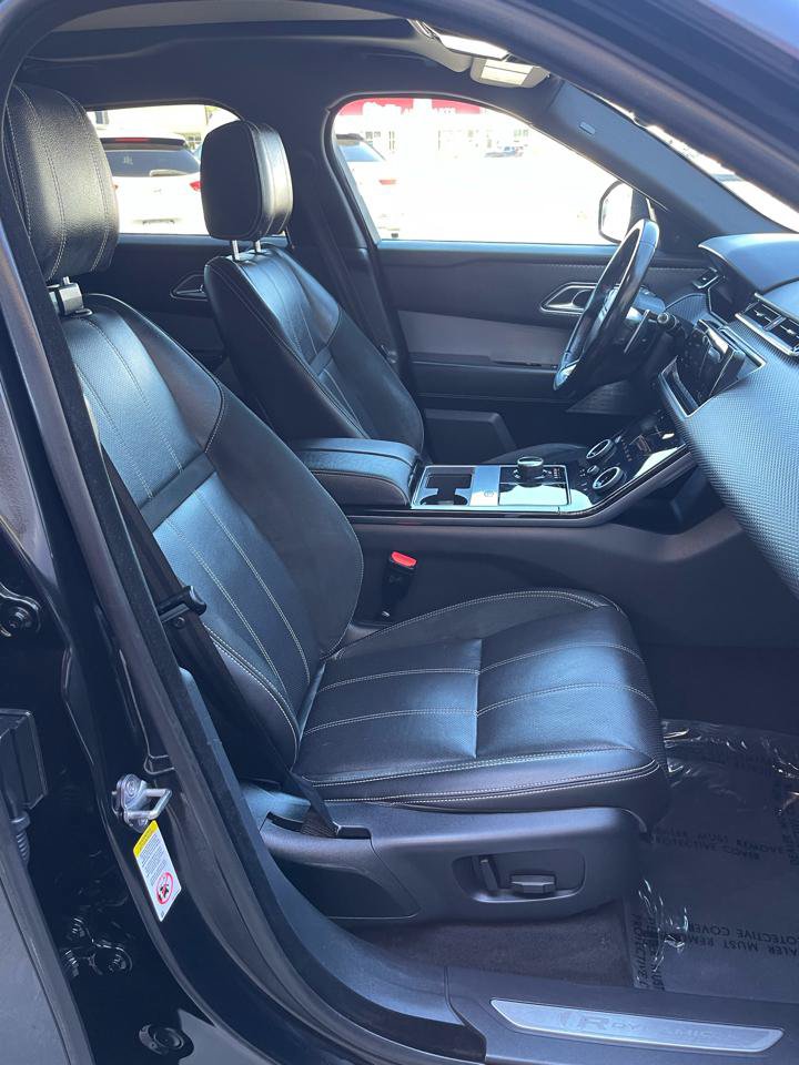 Used 2019 Land Rover Range Rover Velar R-Dynamic SE AWD/4WD image 19