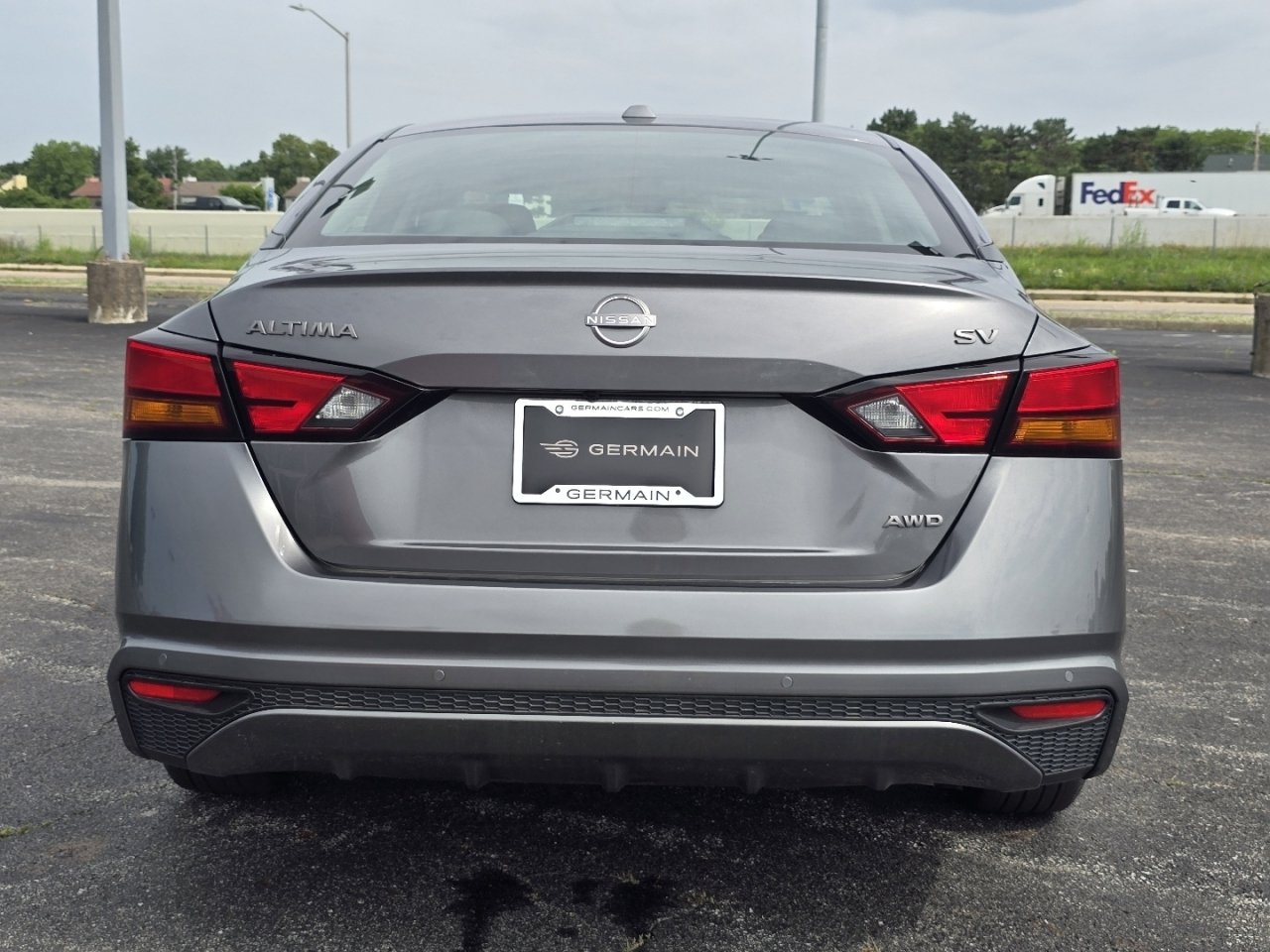 Used 2024 Nissan Altima 2.5 SV AWD/4WD image 12
