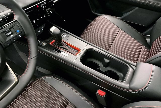 New 2025 Nissan Kicks SR w/ SR Premium Package AWD/4WD image 8