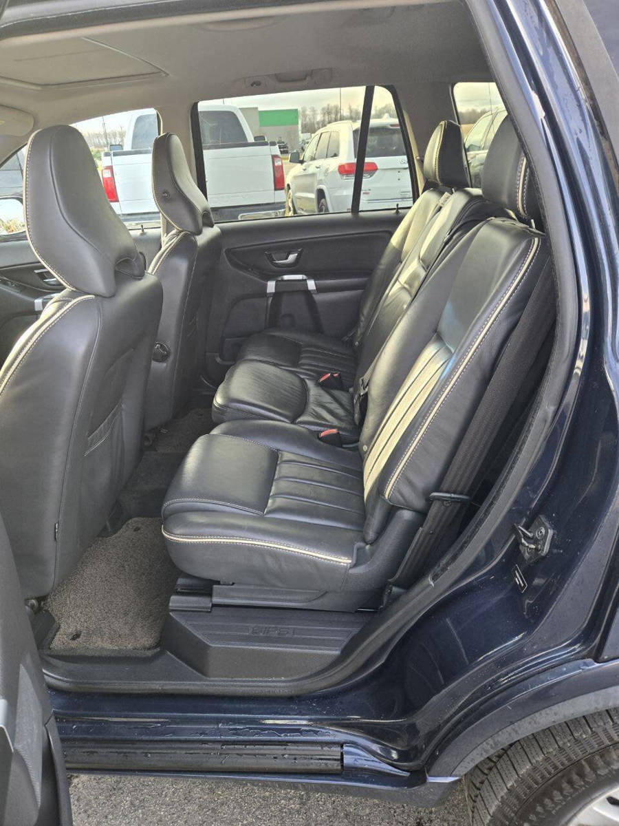 Used 2013 Volvo XC90 3.2 image 18