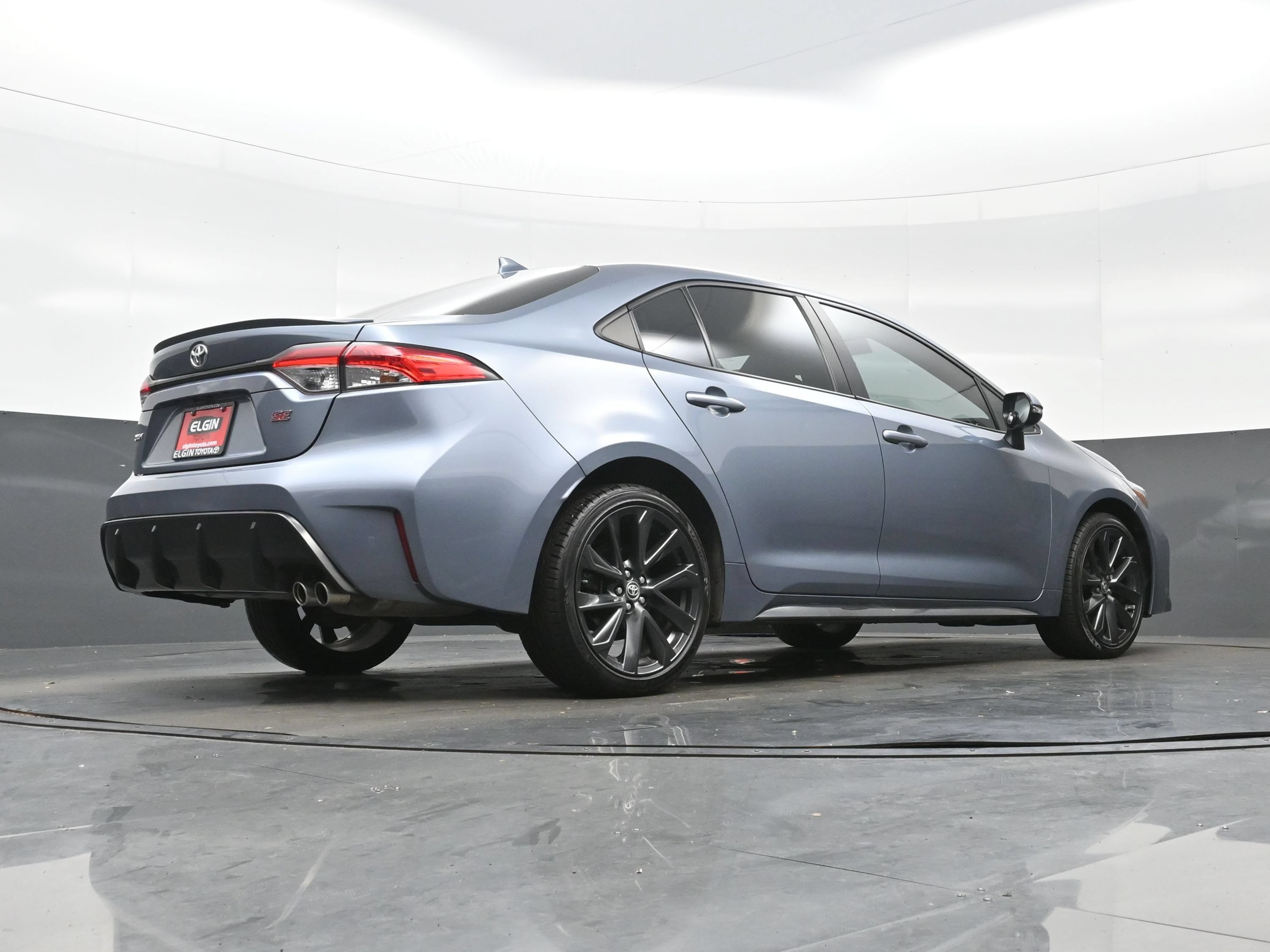 Used 2023 Toyota Corolla SE FWD image 31