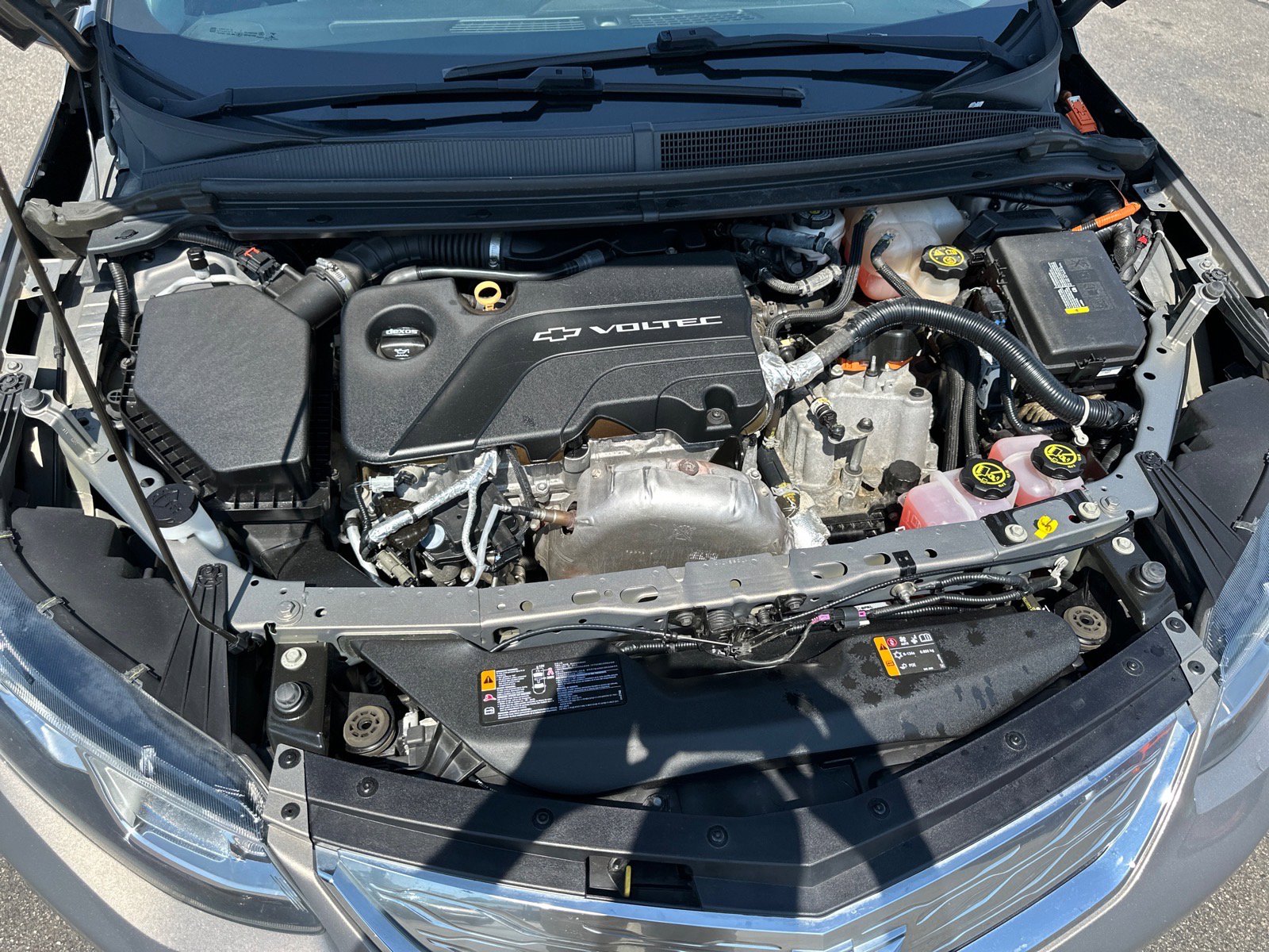Used 2017 Chevrolet Volt LT FWD image 15