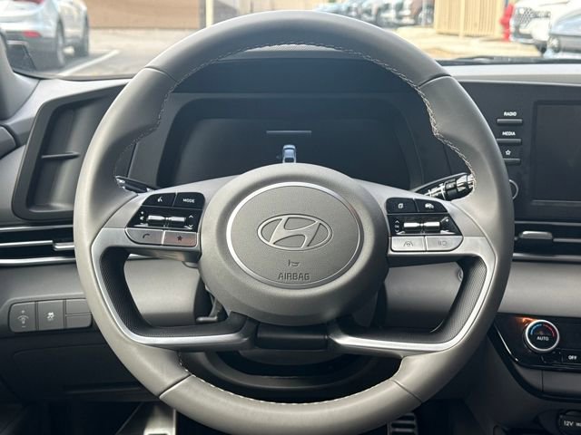 Certified 2025 Hyundai Elantra Sport image 14