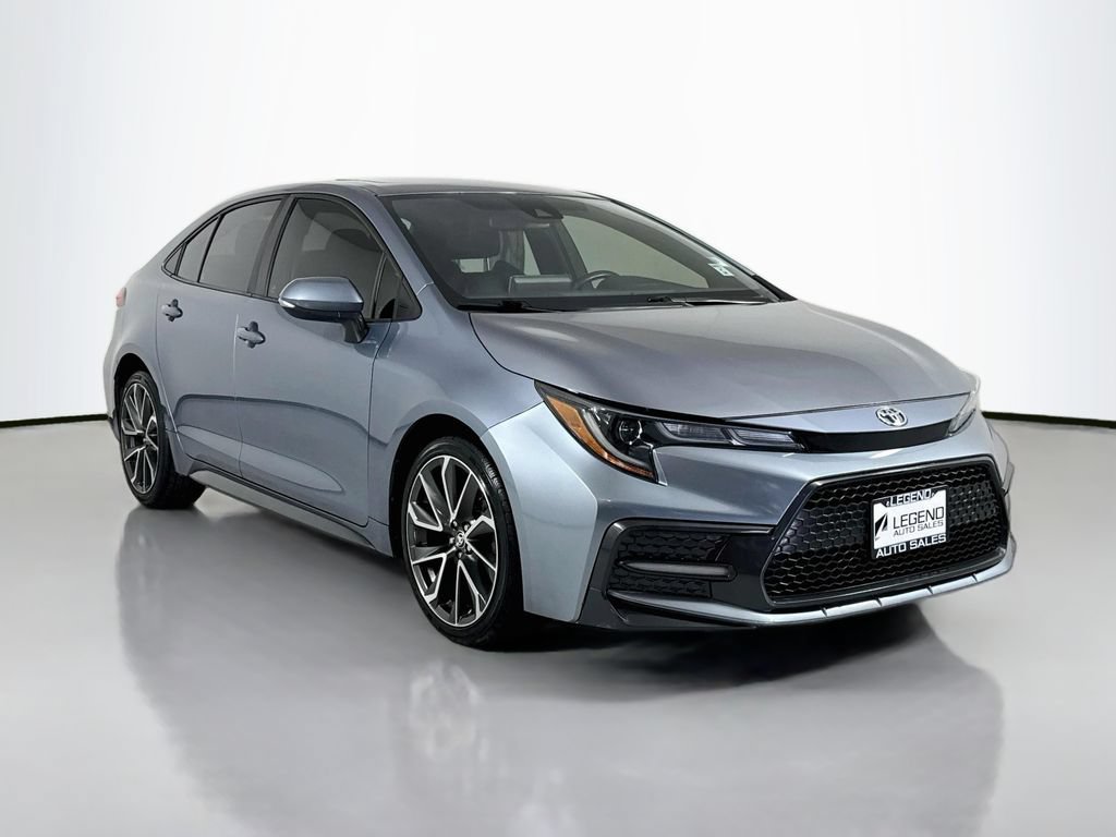 Used 2022 Toyota Corolla XSE w/ Carpet Mat Package (TMS) FWD image 4